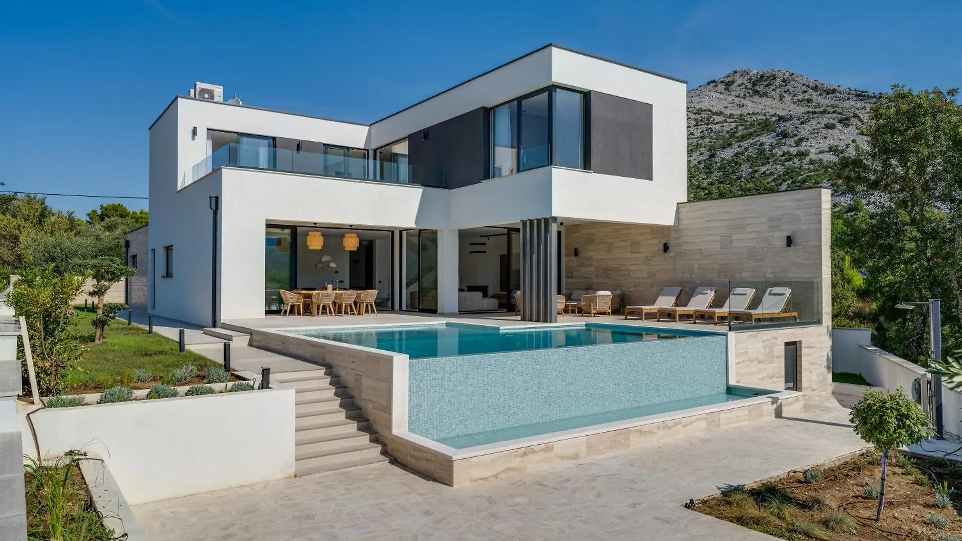 New Luxury Villa I Infinity Pool Starigrad Paklenica